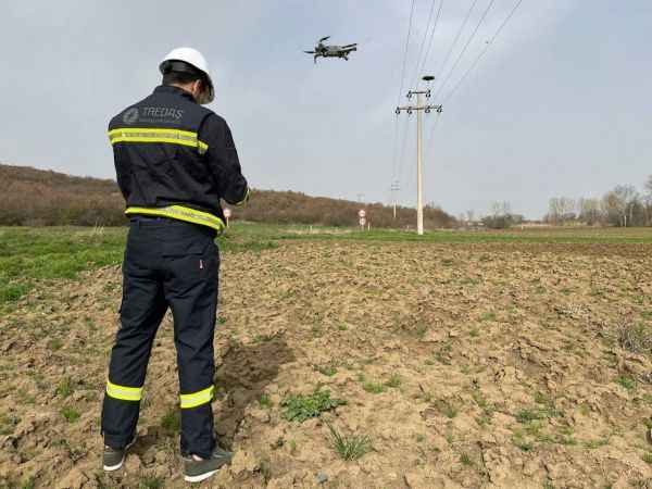 Trakya'da leylek yuvalarının bahar bakımı termal kameralı dronla yapılıyor