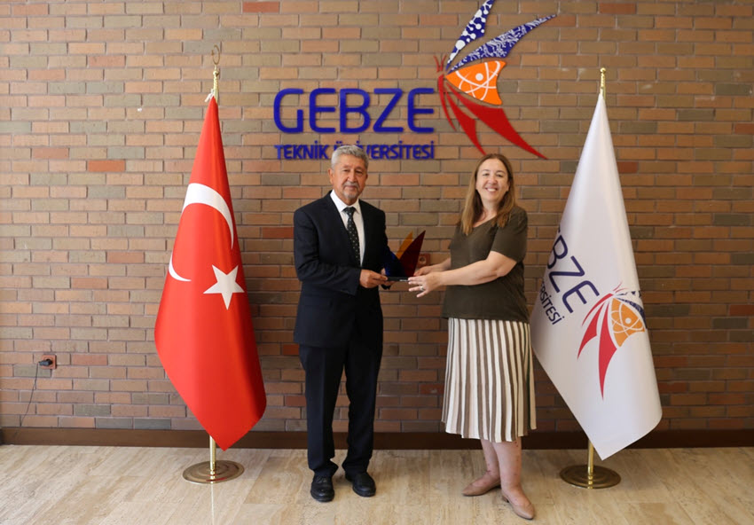 Tarihçi Rıdvan Şükür, GTÜ Rektör Yardımcısının Misafiri Oldu