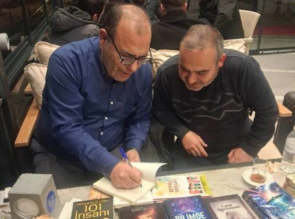 Konya Cihanbeyli’de Lütfi Şahin’den İmza Günü Buluşması